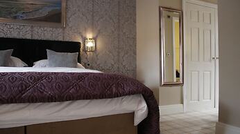 Bowness Bay Suites - Adults only