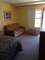 Sportsman Inn and Suites