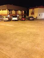 Sportsman Inn and Suites