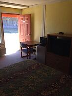 Sportsman Inn and Suites