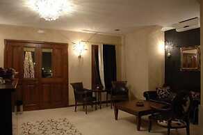 Epavlis Meteora Suites Hotel