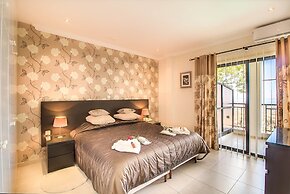 Hill View Restaurant & Apartments