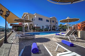 Hill View Restaurant & Apartments