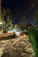 Hill View Restaurant & Apartments