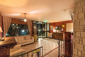 Hill View Restaurant & Apartments