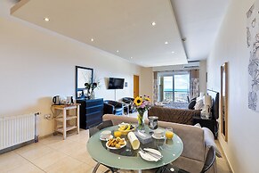 Hill View Restaurant & Apartments