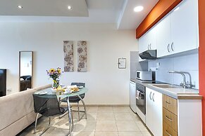 Hill View Restaurant & Apartments