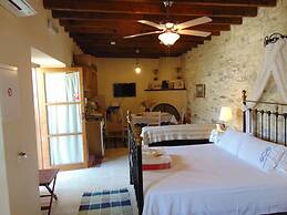 Charalambos Holiday Cottage