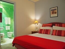 Piccolo Hotel