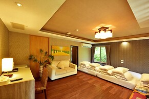 Chi Meng Rou Holiday Villa