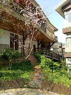 Chi Meng Rou Holiday Villa