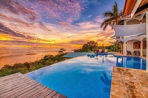 El Castillo Boutique Luxury Hotel