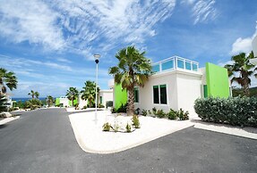 Piscadera Harbour Village