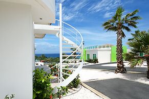 Piscadera Harbour Village