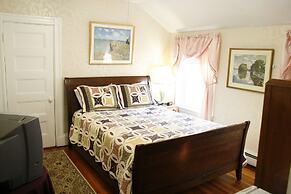 Coolidge Corner Guest House