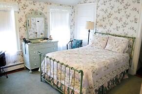 Coolidge Corner Guest House