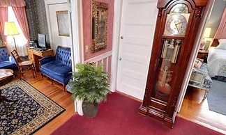 Coolidge Corner Guest House