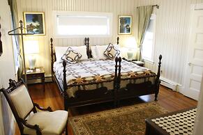 Coolidge Corner Guest House