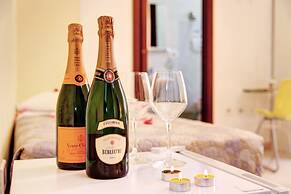 In the Center Guesthouse