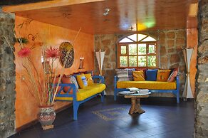 Azuluna Eco-Lodge