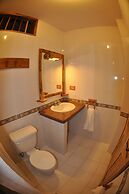 Azuluna Eco-Lodge