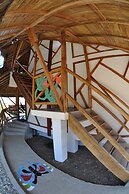 Azuluna Eco-Lodge