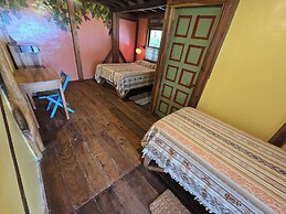 Azuluna Eco-Lodge