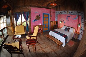 Azuluna Eco-Lodge