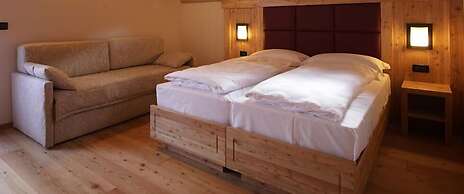 Hotel Garni My Ledro