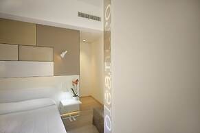 Santacroce Luxury Rooms