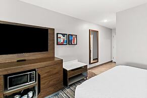 Hampton Inn by Hilton Dayton South