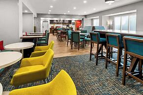 Hampton Inn by Hilton Dayton South