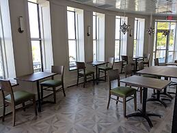 Best Western The Hotel Chequamegon