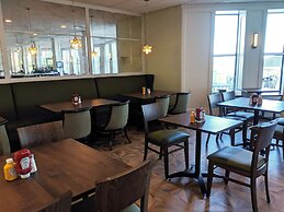 Best Western The Hotel Chequamegon