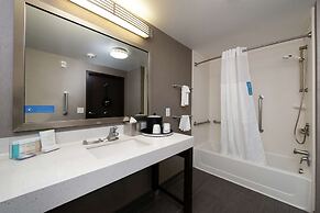 Hampton Inn & Suites Greensboro/Coliseum Area