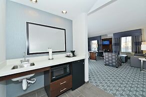 Hampton Inn & Suites Greensboro/Coliseum Area