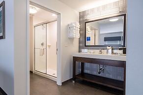 Hampton Inn & Suites Greensboro/Coliseum Area