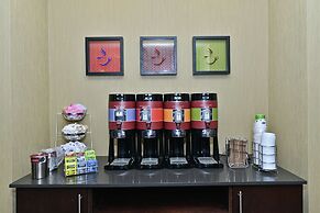 Hampton Inn & Suites Greensboro/Coliseum Area