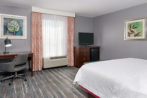 Hampton Inn & Suites Orlando Airport @ Gateway Village