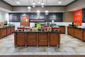 Hampton Inn & Suites Orlando Airport @ Gateway Village