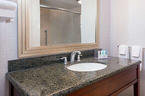 Hampton Inn & Suites Orlando Airport @ Gateway Village