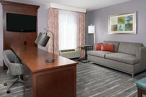 Hampton Inn & Suites Orlando Airport @ Gateway Village