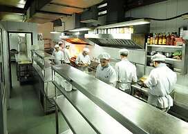 Comfort Inn Alstonia