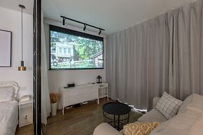 The Sidihome Service Apartment (Saintland Shop)