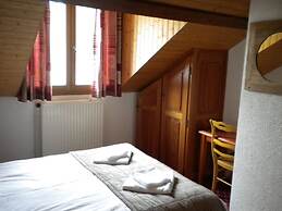 L'Auberge de la Croix Perrin