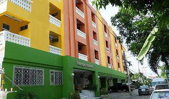 Thanapa Mansion - Hostel