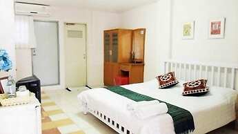 Thanapa Mansion - Hostel