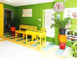 Thanapa Mansion - Hostel