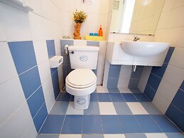 Thanapa Mansion - Hostel