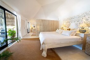 Billionaire Resort & Retreat